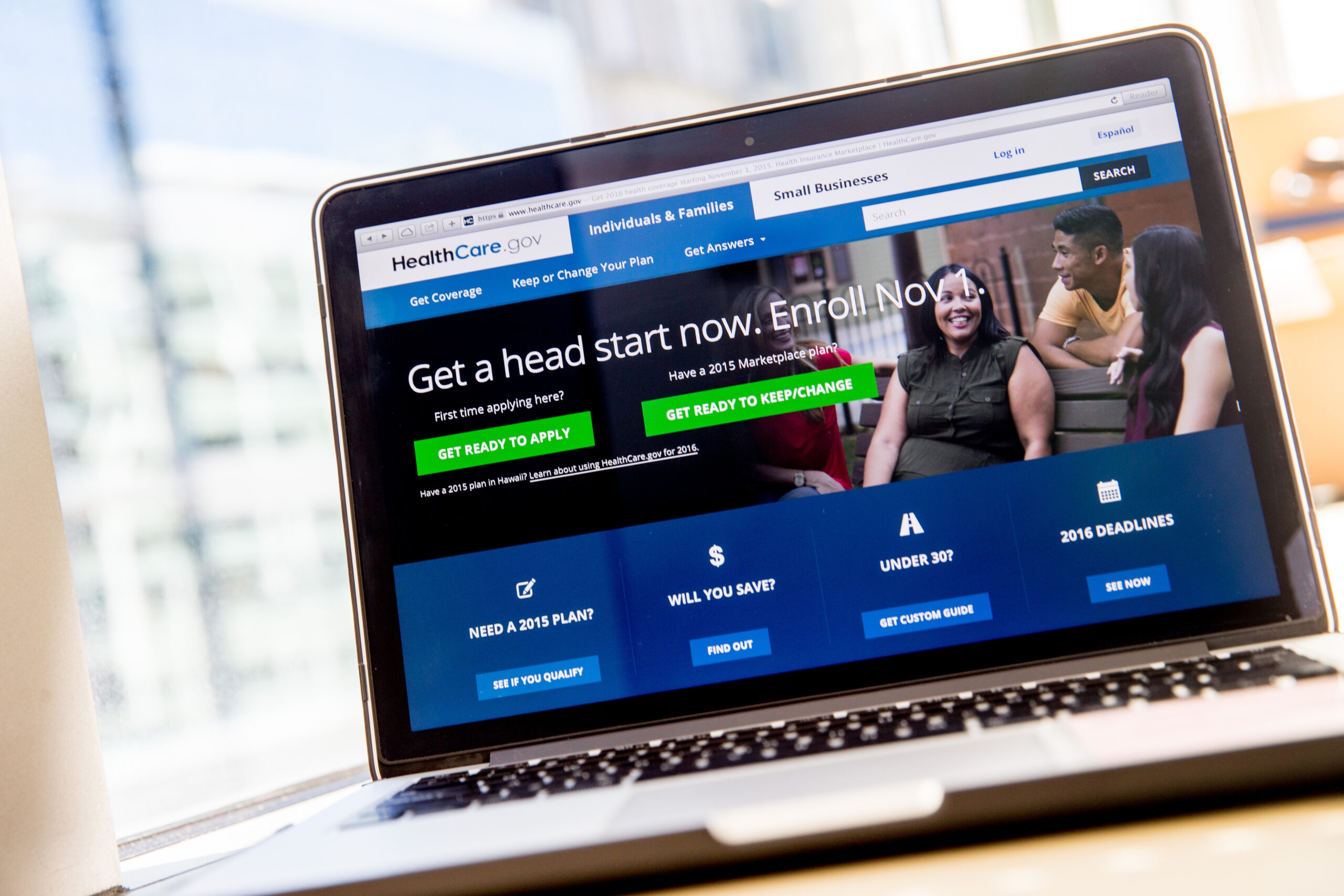 Poll shows challenges for Obamacare enrollment