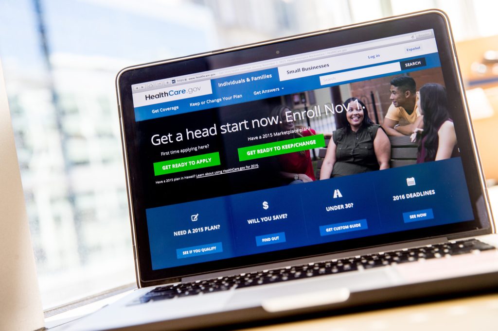 Poll shows challenges for Obamacare enrollment