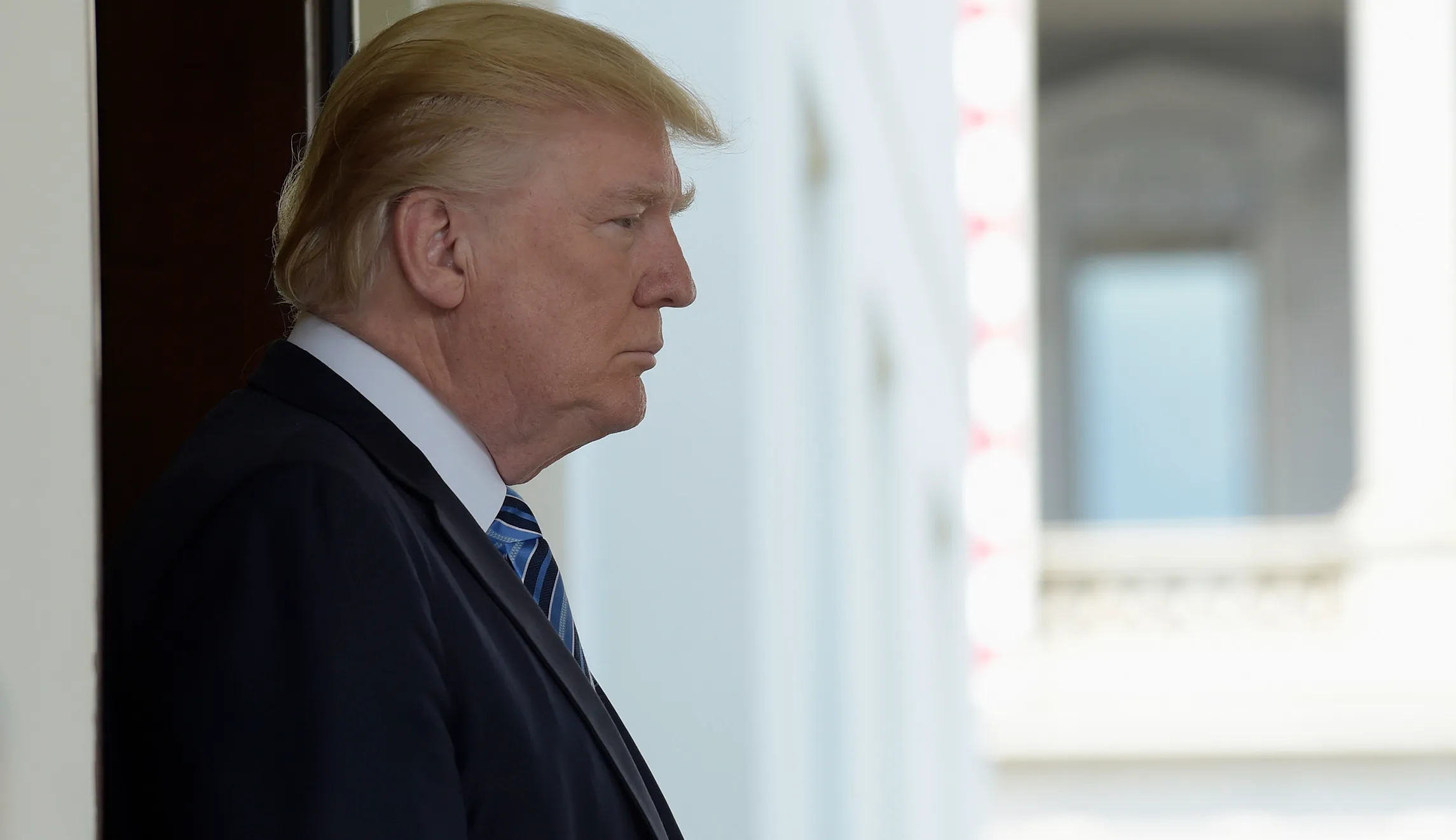 Trump’s ‘face-lift’ tweet overshadows week to push immigration, energy policies