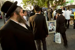 Once hounded, Sephardic Jews find Spanish embrace