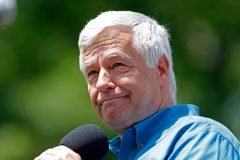 Maine Democratic gubernatorial candidate promotes video with sexual remark about Sen. Susan Collins