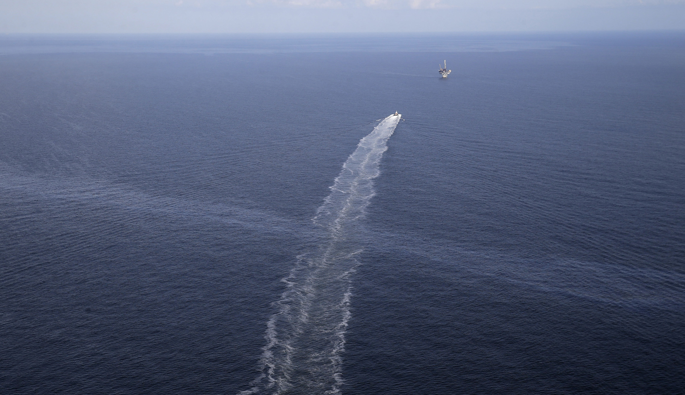 Interior to hold huge sale of offshore oil, gas leases next month