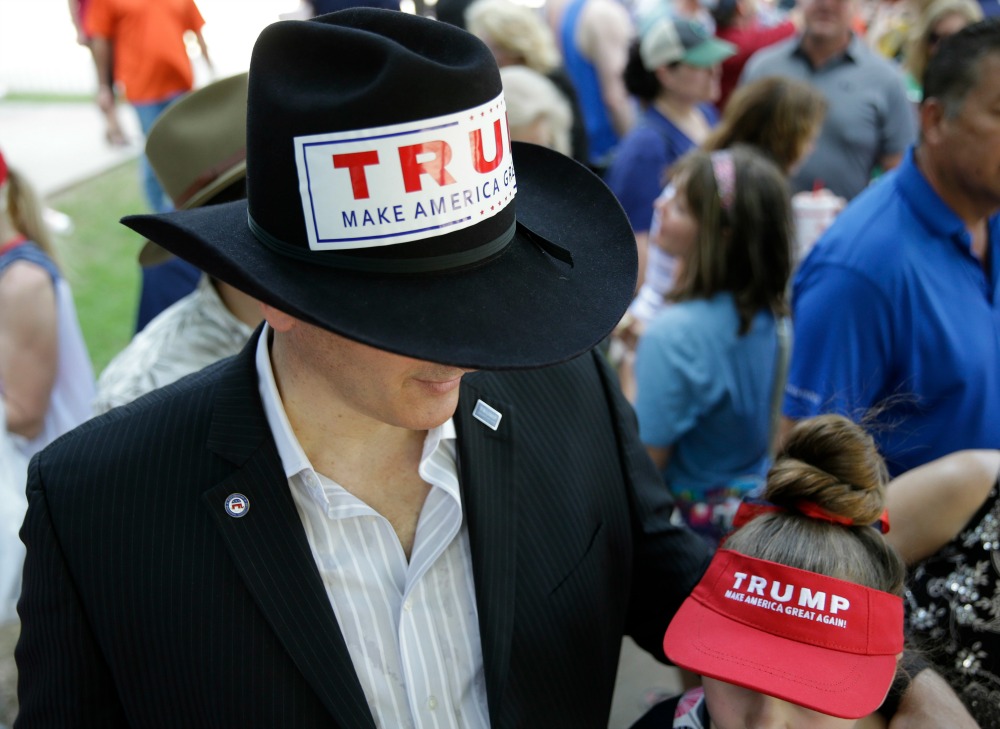 Poll: Trump holds single-digit lead over Clinton in Texas