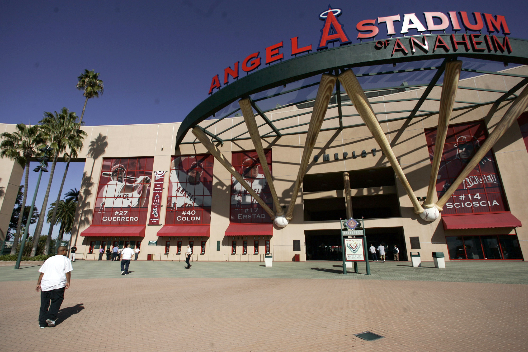 Angels end talks with Anaheim on stadium lease