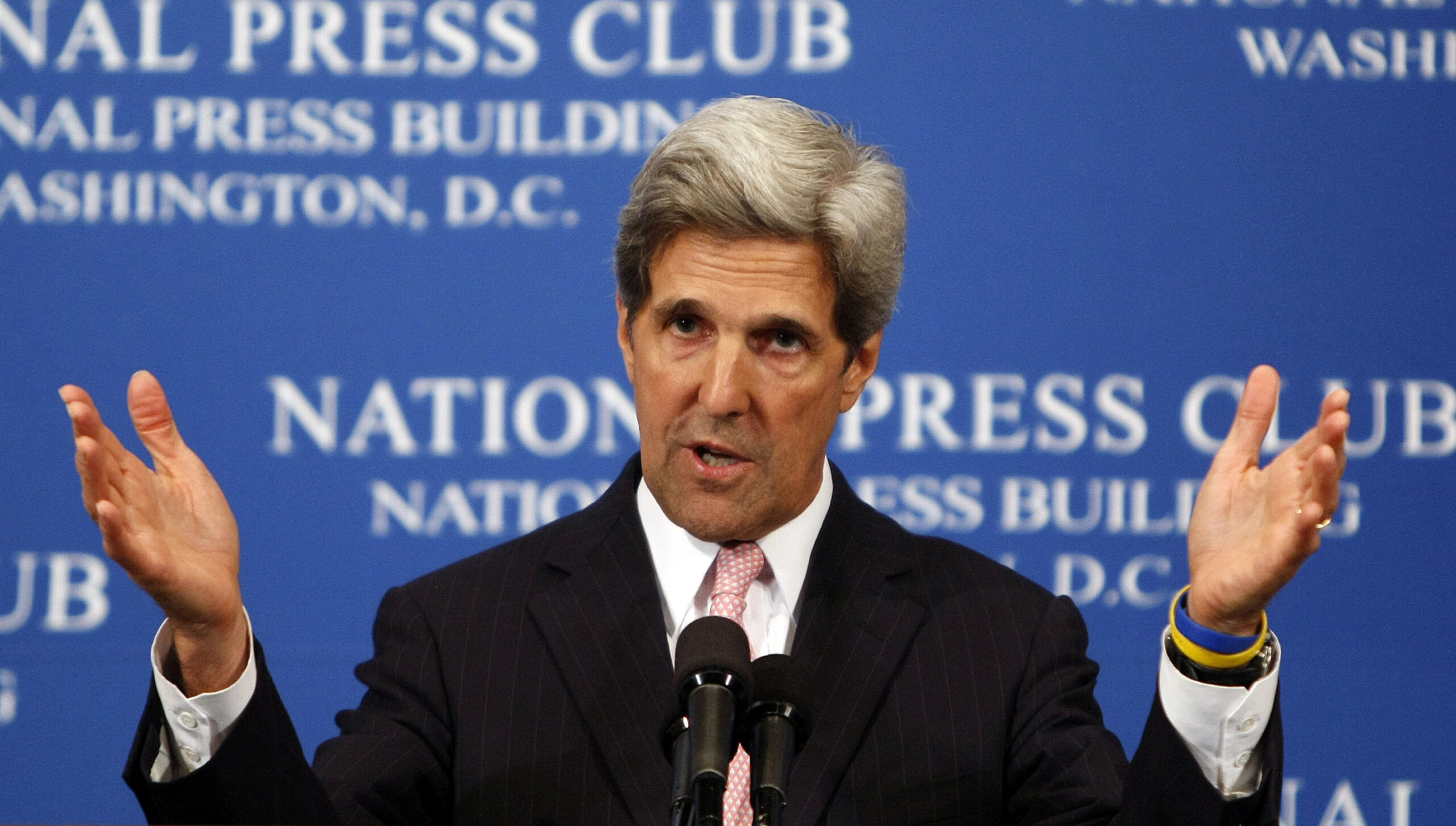 Obama taps Kerry as Romney stand-in for debates