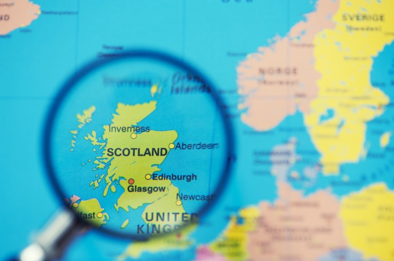 Scottish separatism is in a different category from, say, Kosovan or Kurdish or Chechen separatism. It isn't based on ethnic or linguistic identity.