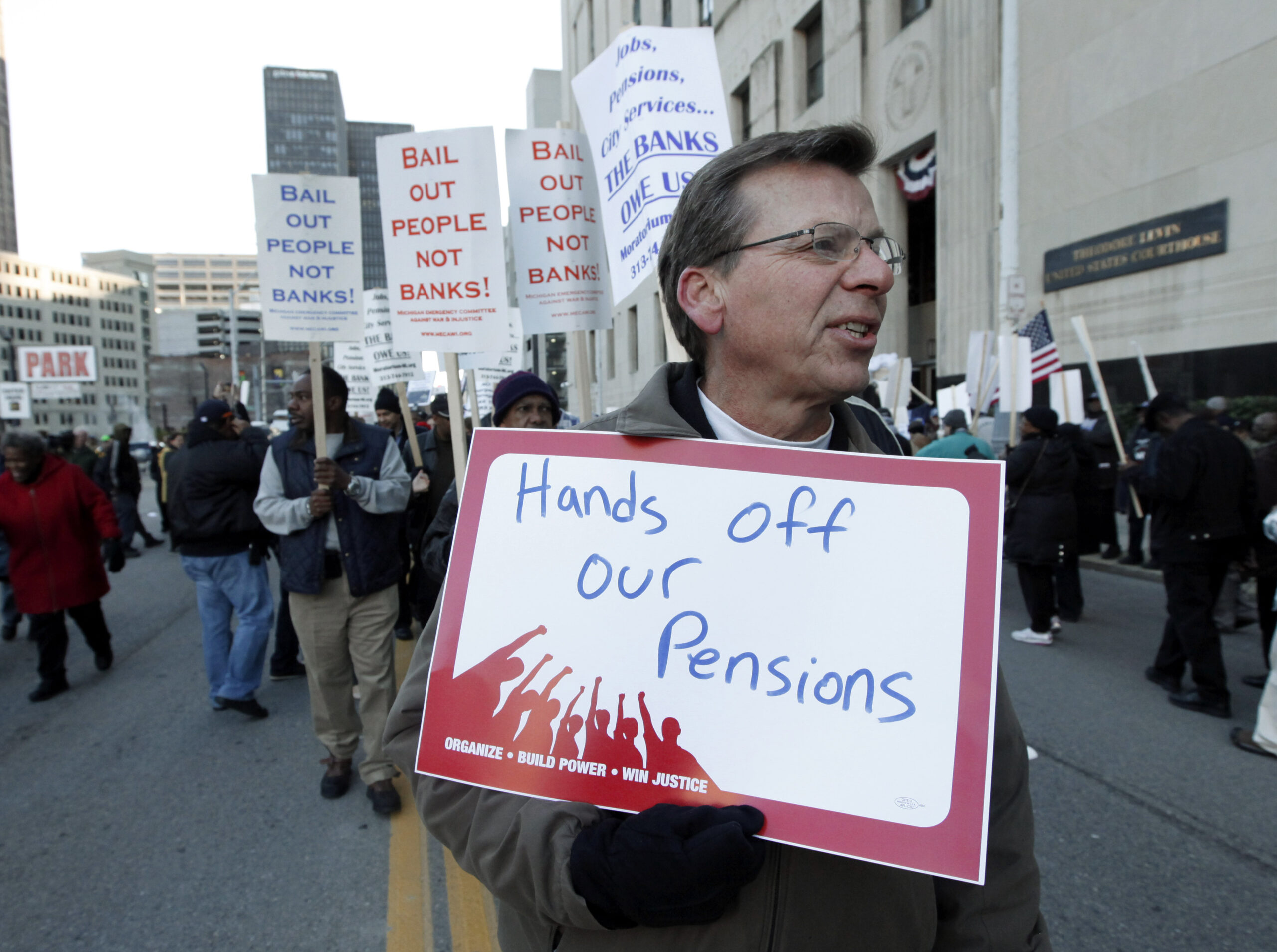 Detroit union seeks automatic appeal of any bankruptcy order