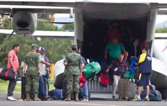 Mexico airlifts tourists after Hurricane Odile