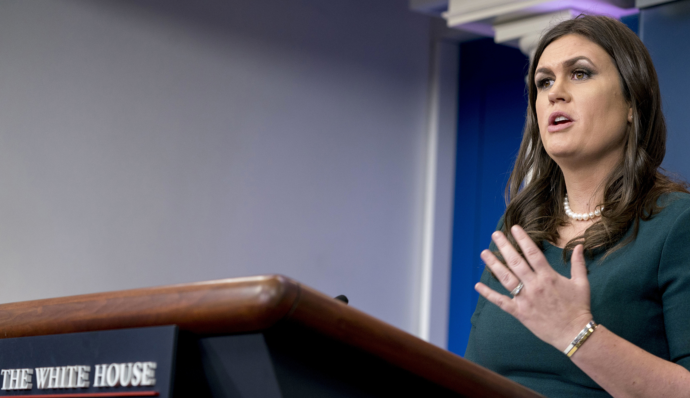 White House stands by John Kelly after video contradicts his recollection of Frederica Wilson speech