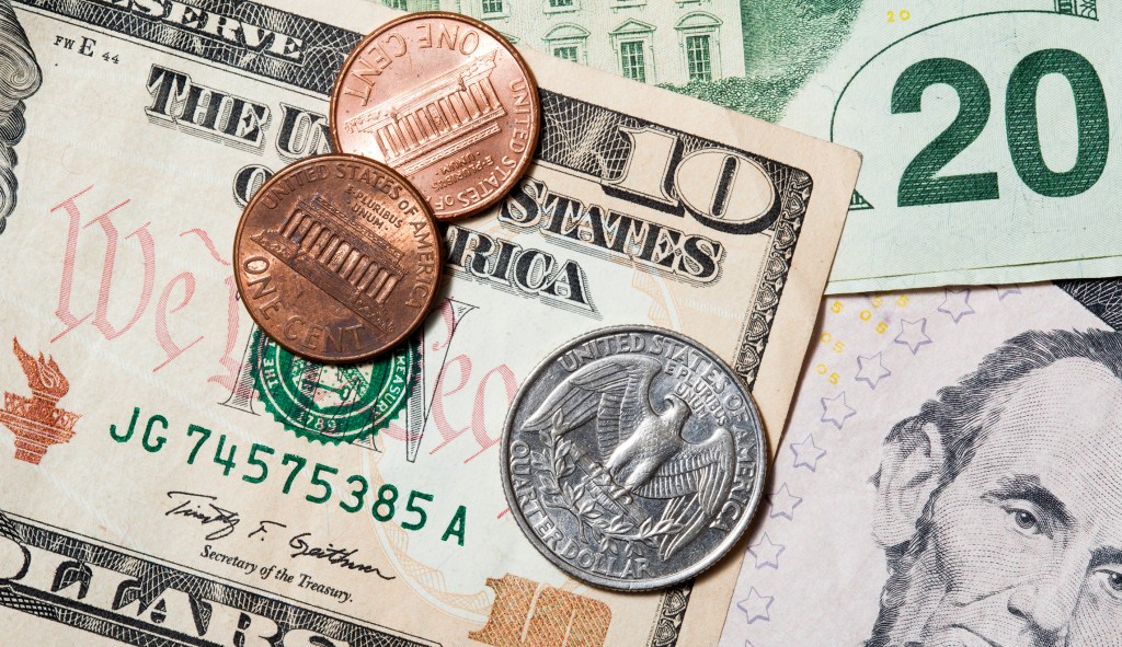 Judge delays Michigan minimum wage, paid sick leave ruling until February