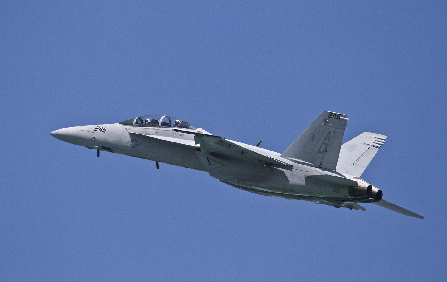 Senator calls for more defense R&D spending to maintain tech superiority over China
