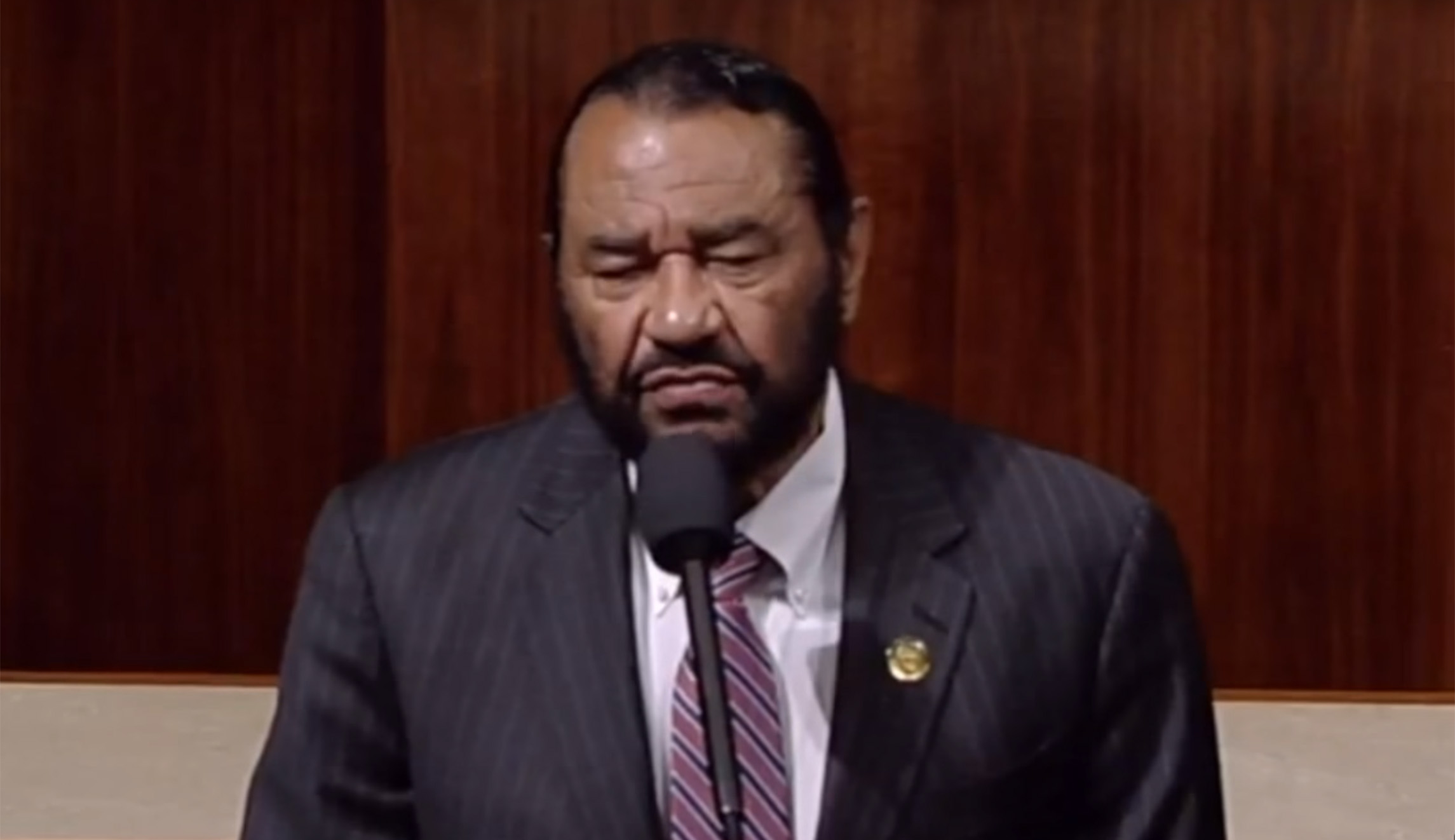 Callers threaten to hang Democrat Al Green after calling for Trump impeachment