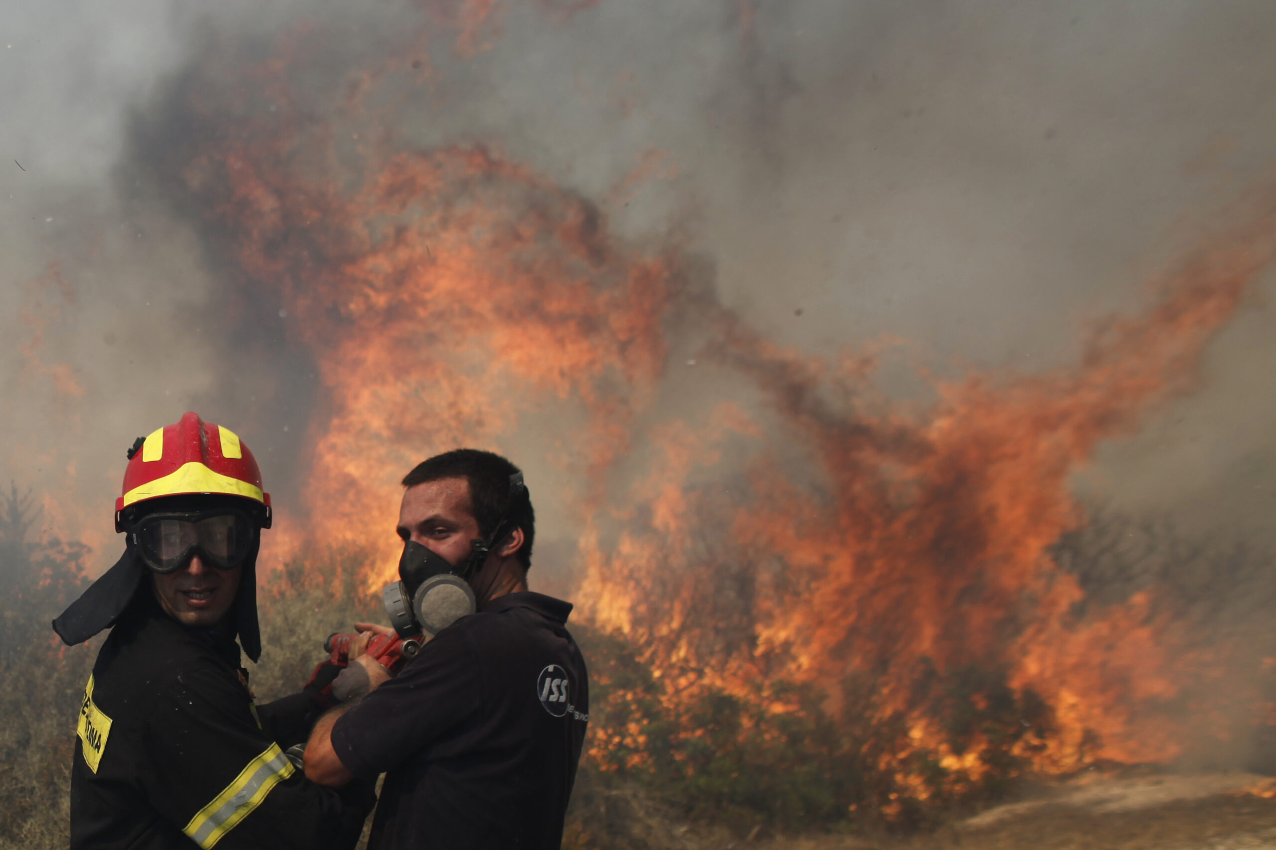 Fires across southern Greece seen abating