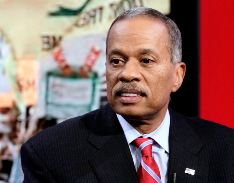 Fox News contributor Juan Williams is having a bad month. (AP Photo/Richard Drew)