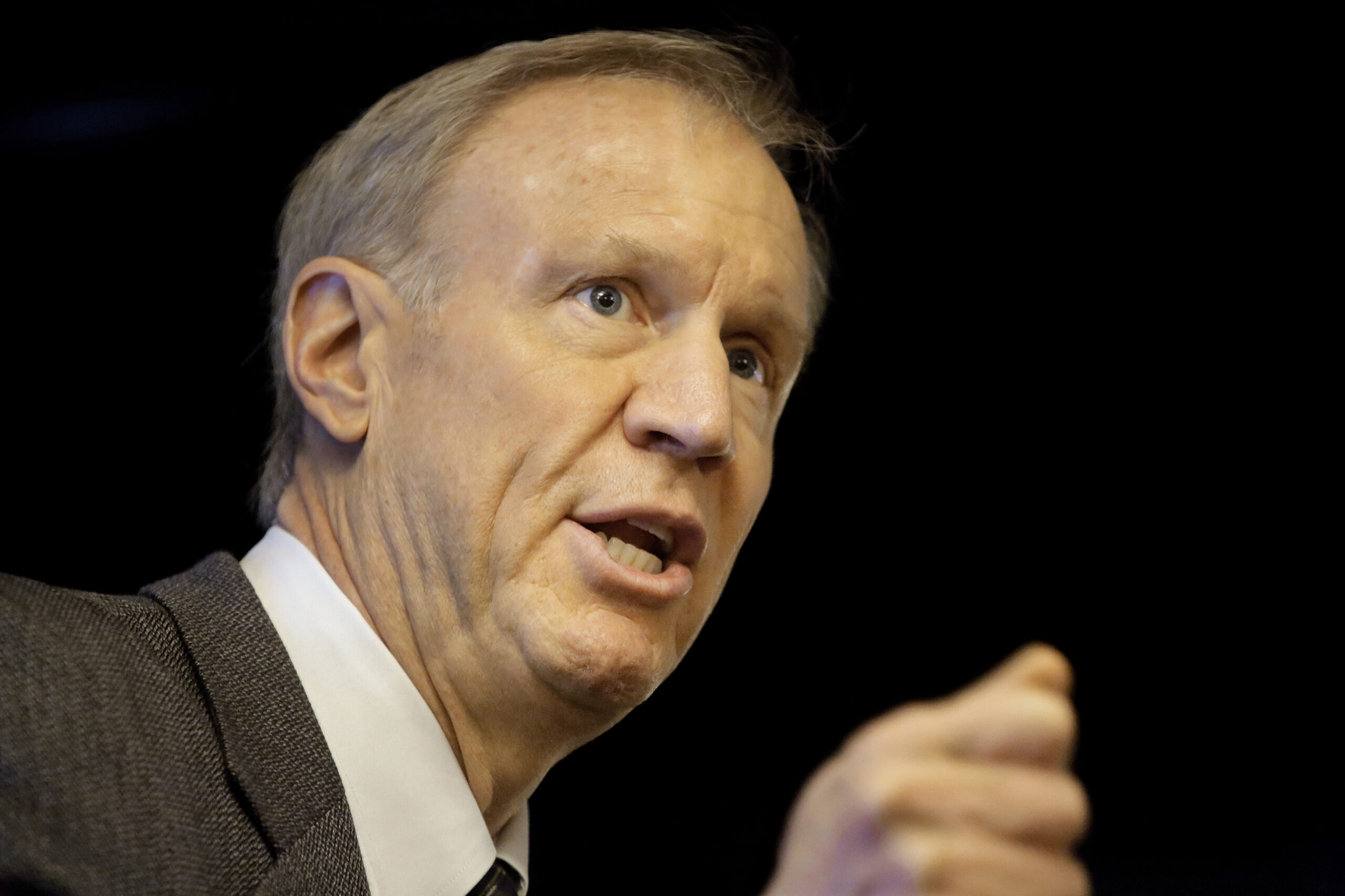 Order steers union issue toward Supreme Court
