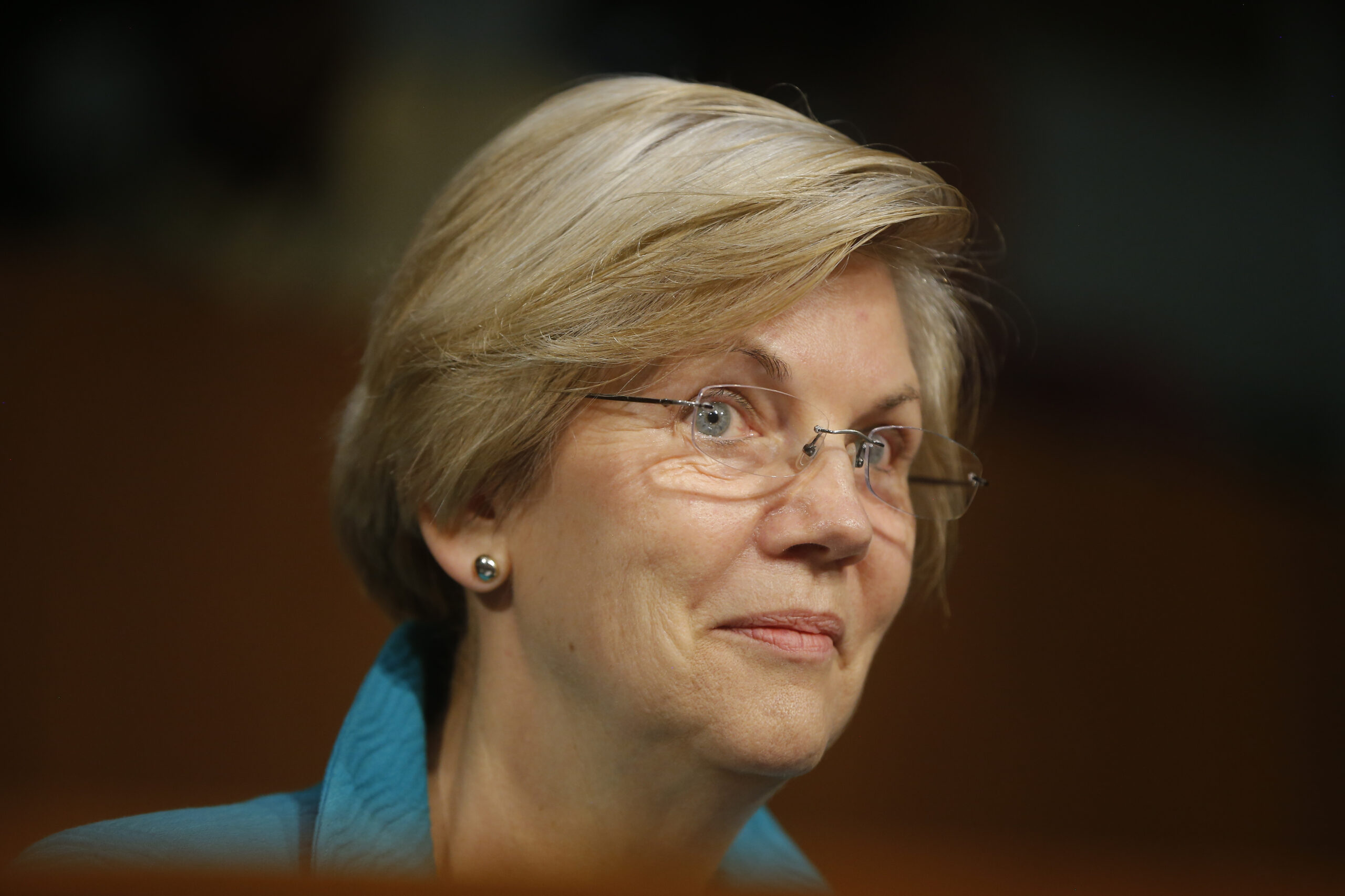 Warren heads to Iowa