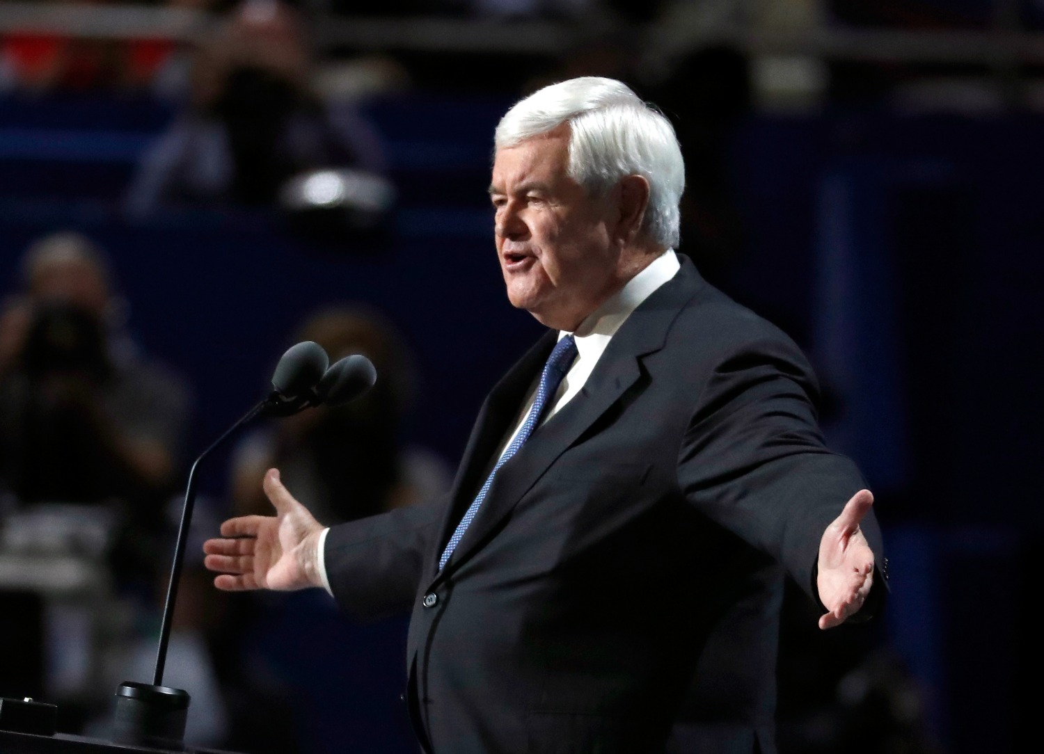 Gingrich: Clinton ‘deranged’ for blaming Trump for terror attacks