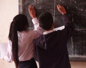 ‘Doh! Coakley Misspells Massachusetts in TV Ad