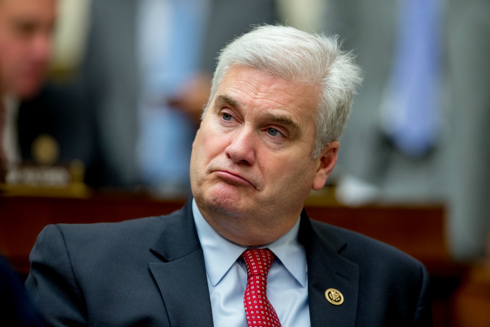 Republican lawmaker taking on the FBI to protect your gun rights
