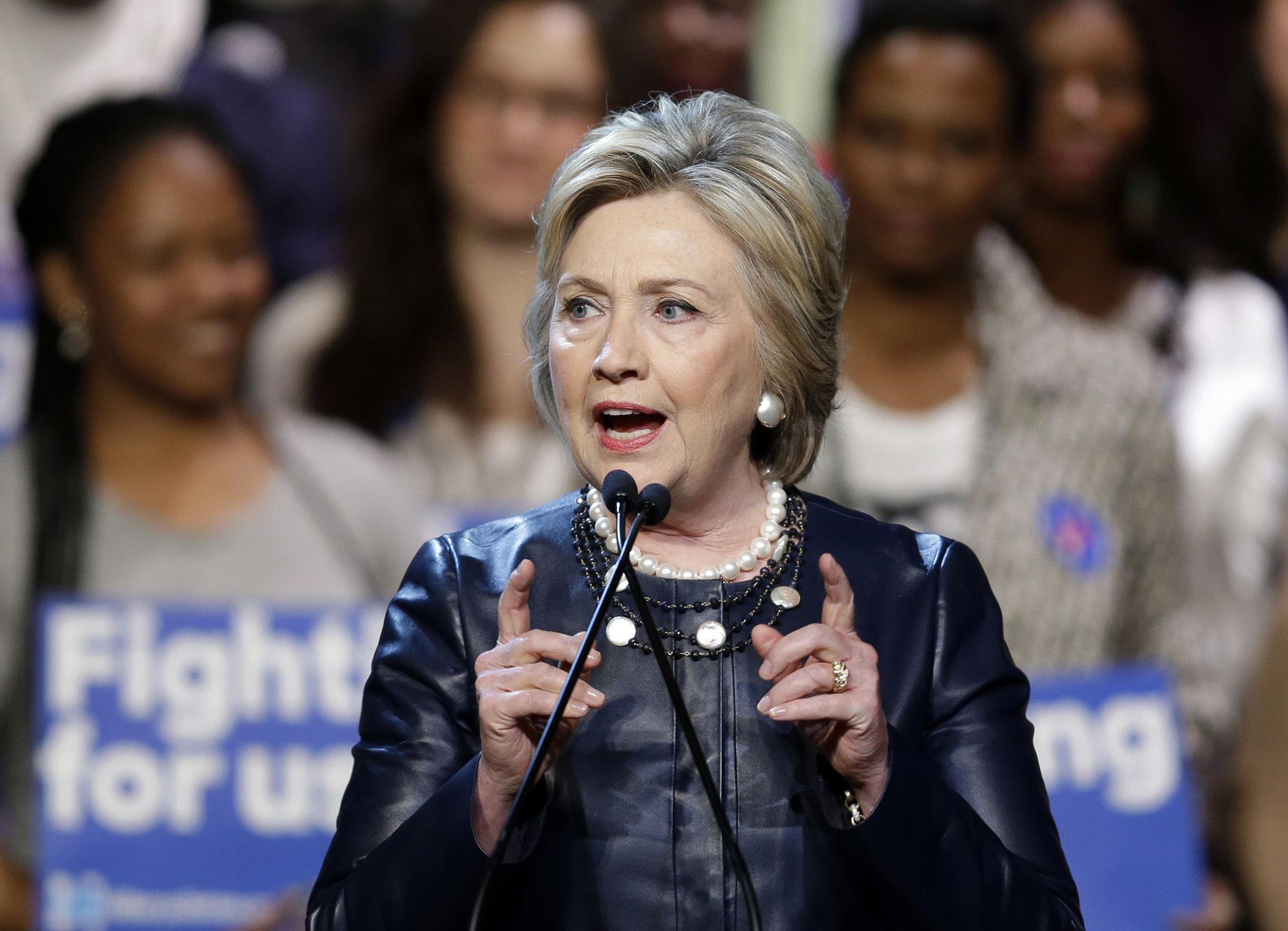 Clinton plays for home state advantage in New York City