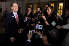 Toomey holds off McGinty in Pennsylvania