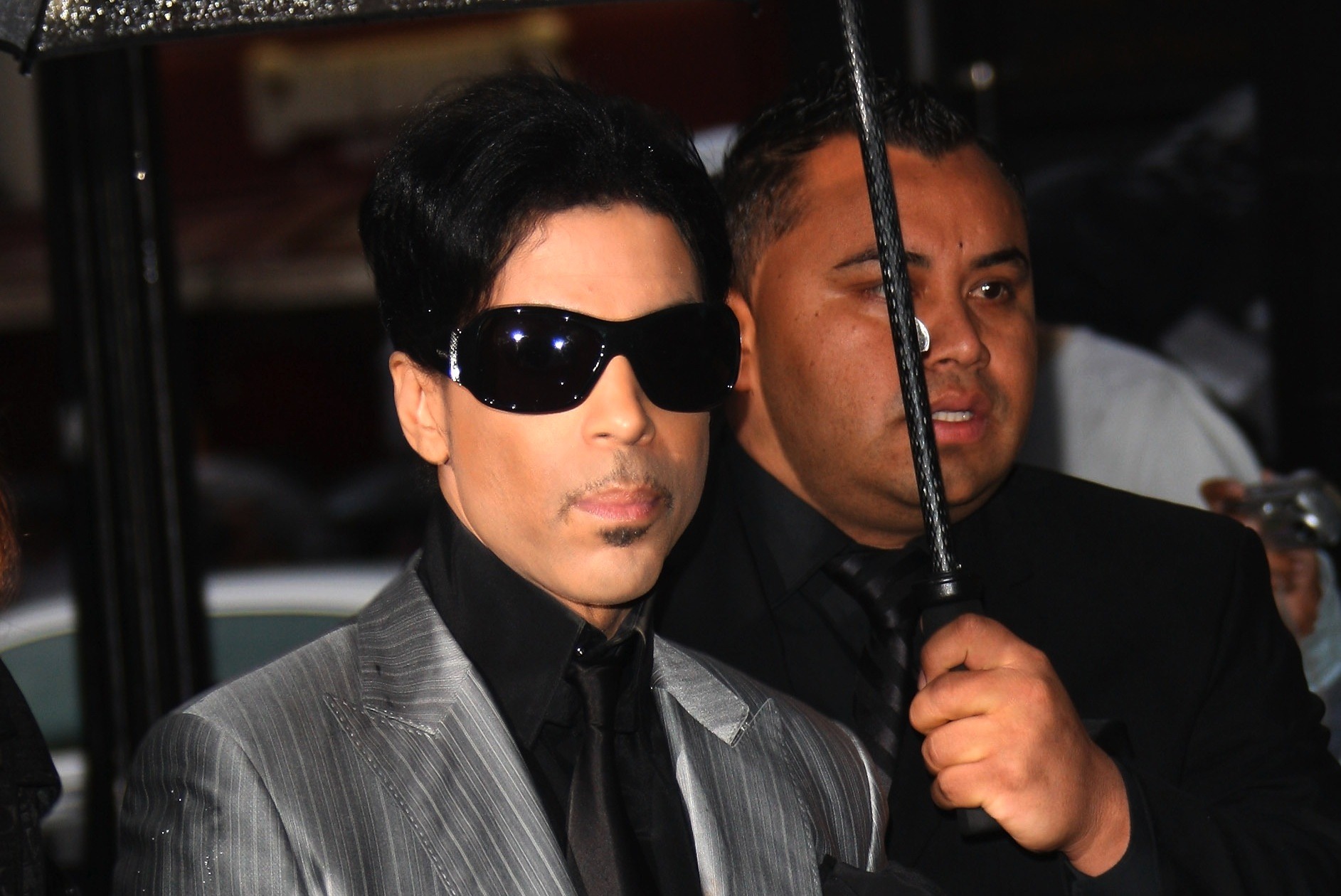 The Buzz: Calling Prince to the stand