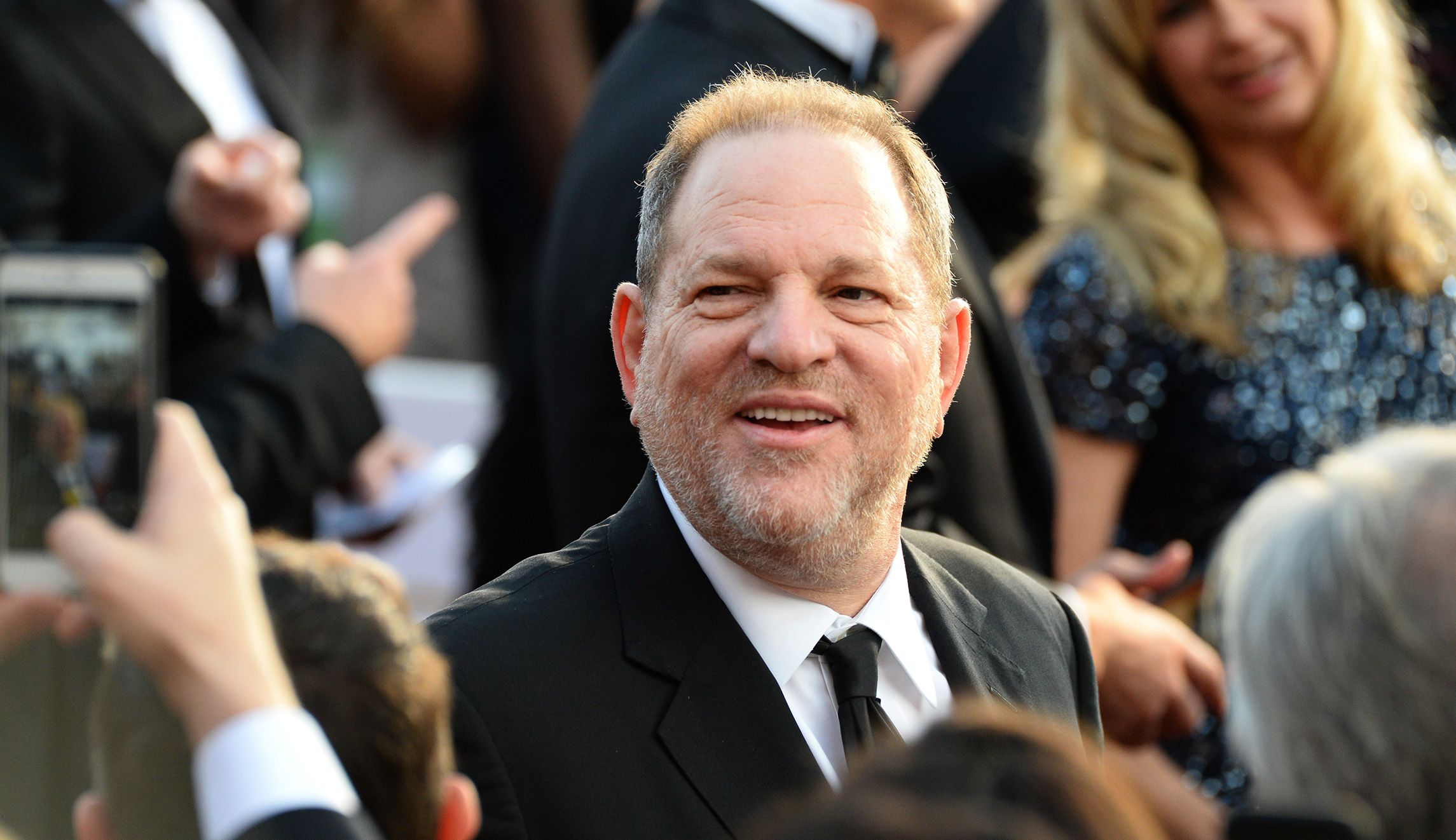 Media awkwardly cope with Harvey Weinstein sexual harassment charges