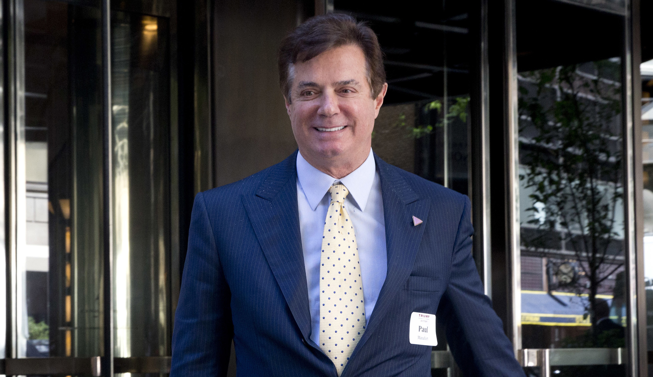 Robert Mueller sends subpoenas to global banks for Paul Manafort data: Report
