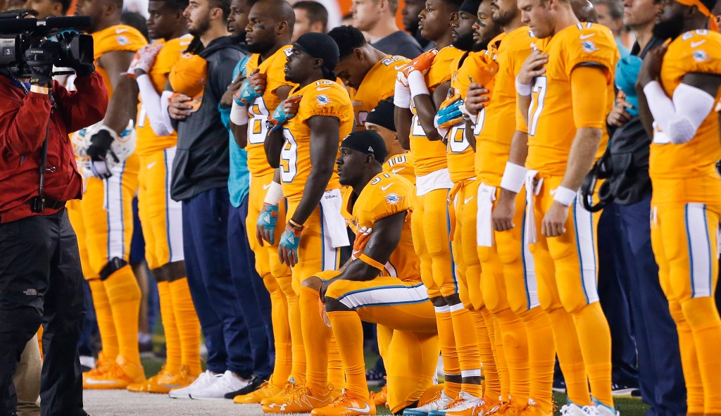 Kneeling NFL player gets internship with kneeling advocate Rep. Sheila Jackson Lee