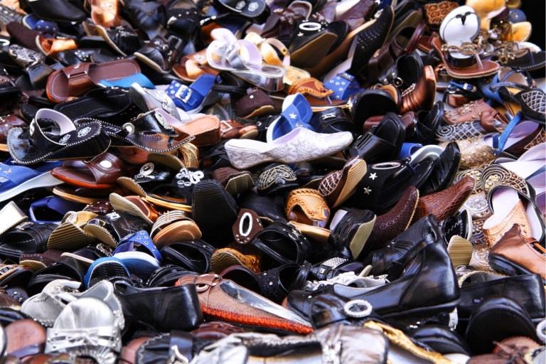 There seems to be a common thread among striking food-service workers: The need for shoes. (Thinkstock)