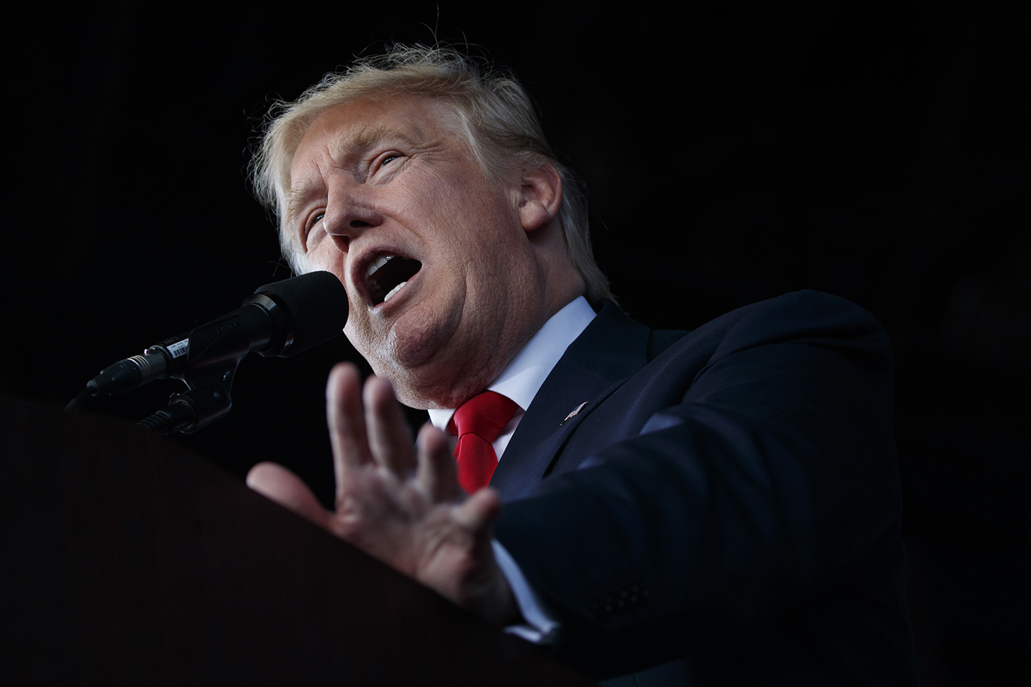 Pissgate: Fake news but also fake outrage