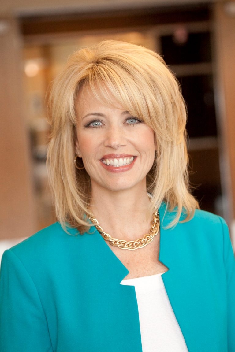 HOLD TO MOVE WITH STORY -- In this undated handout photo is  Fresno Mayor Ashley Swearengin is running for State Controller in the November election. Swearengin is running against Democrat Betty Yee, a member of the state Board of Equalization.(AP Photo/Ashley Swearengin for State Controller Campaign)