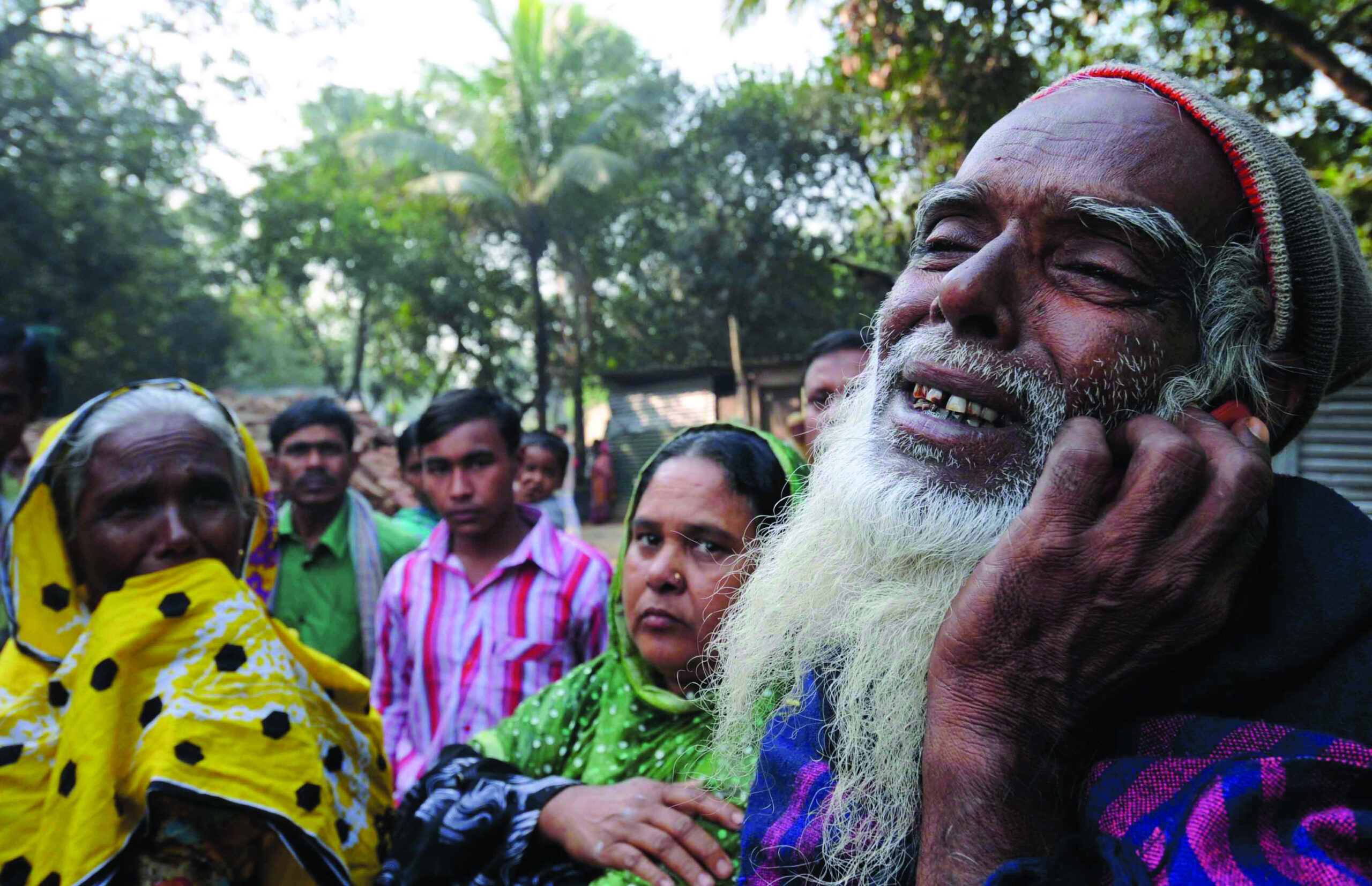 Wal-Mart distances itself from fire in Bangladesh