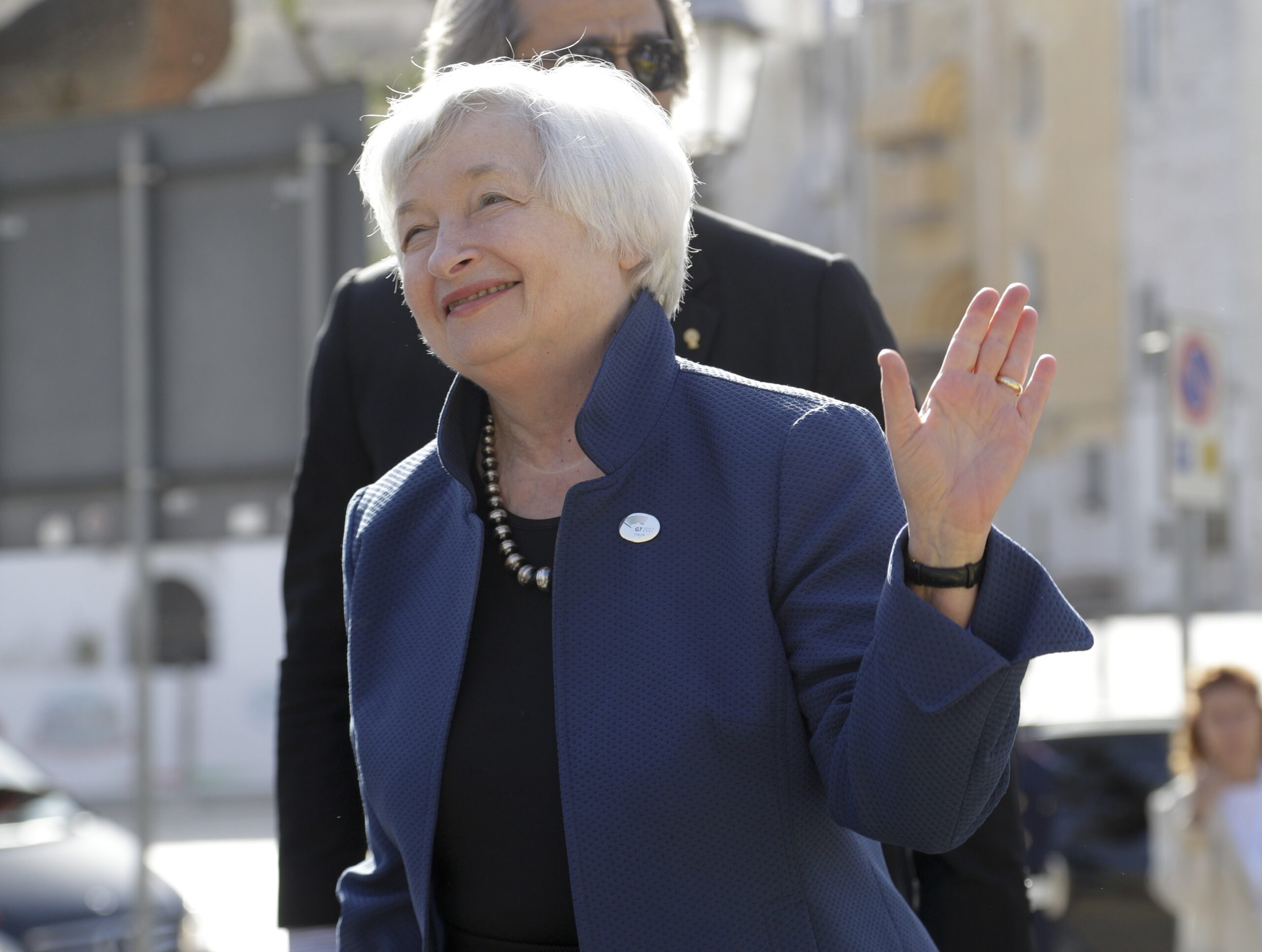 Trump open to replacing Janet Yellen at the Fed with Democrat Gary Cohn: Report