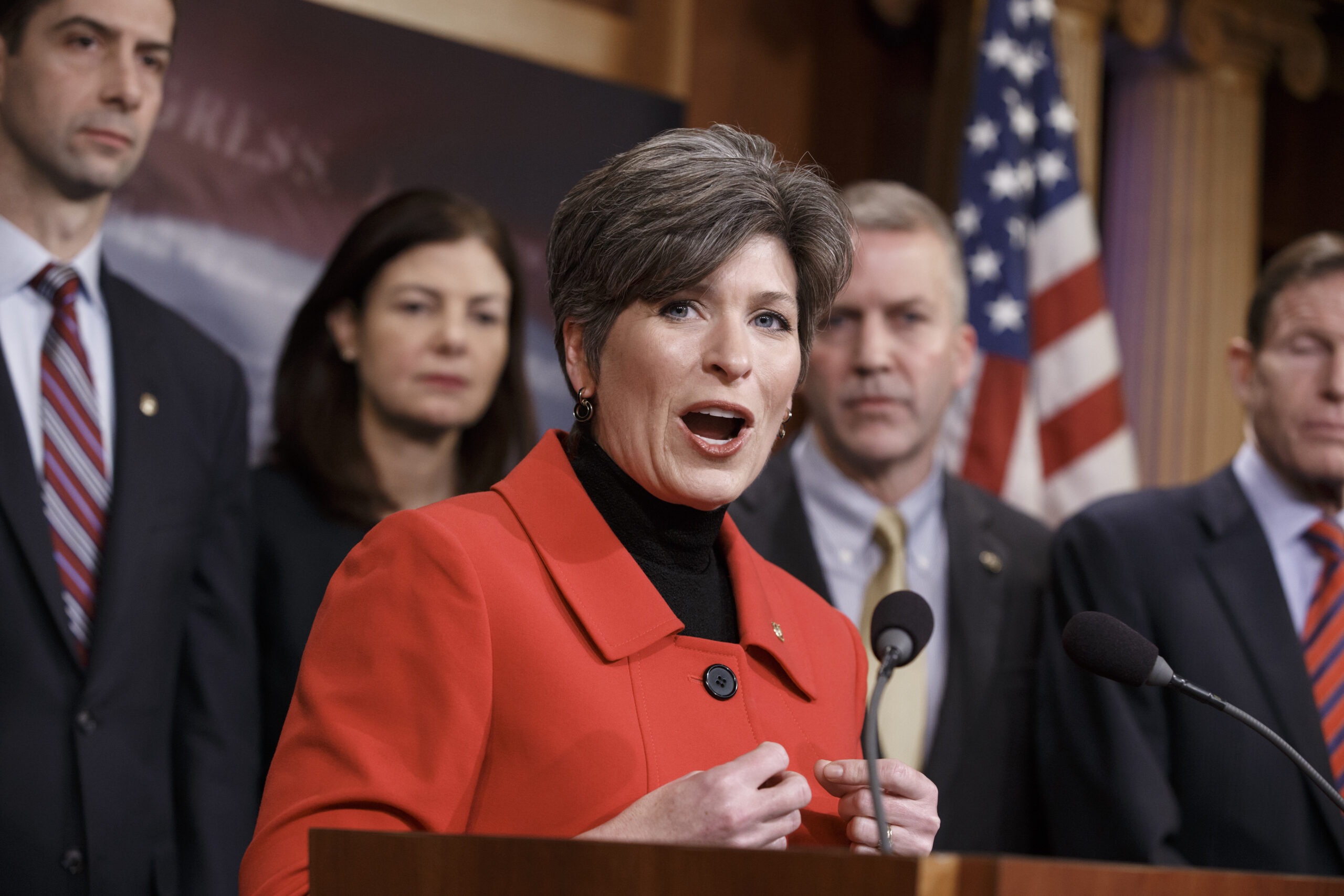 Gowdy: Hillary wiped server clean and deleted all of her emails