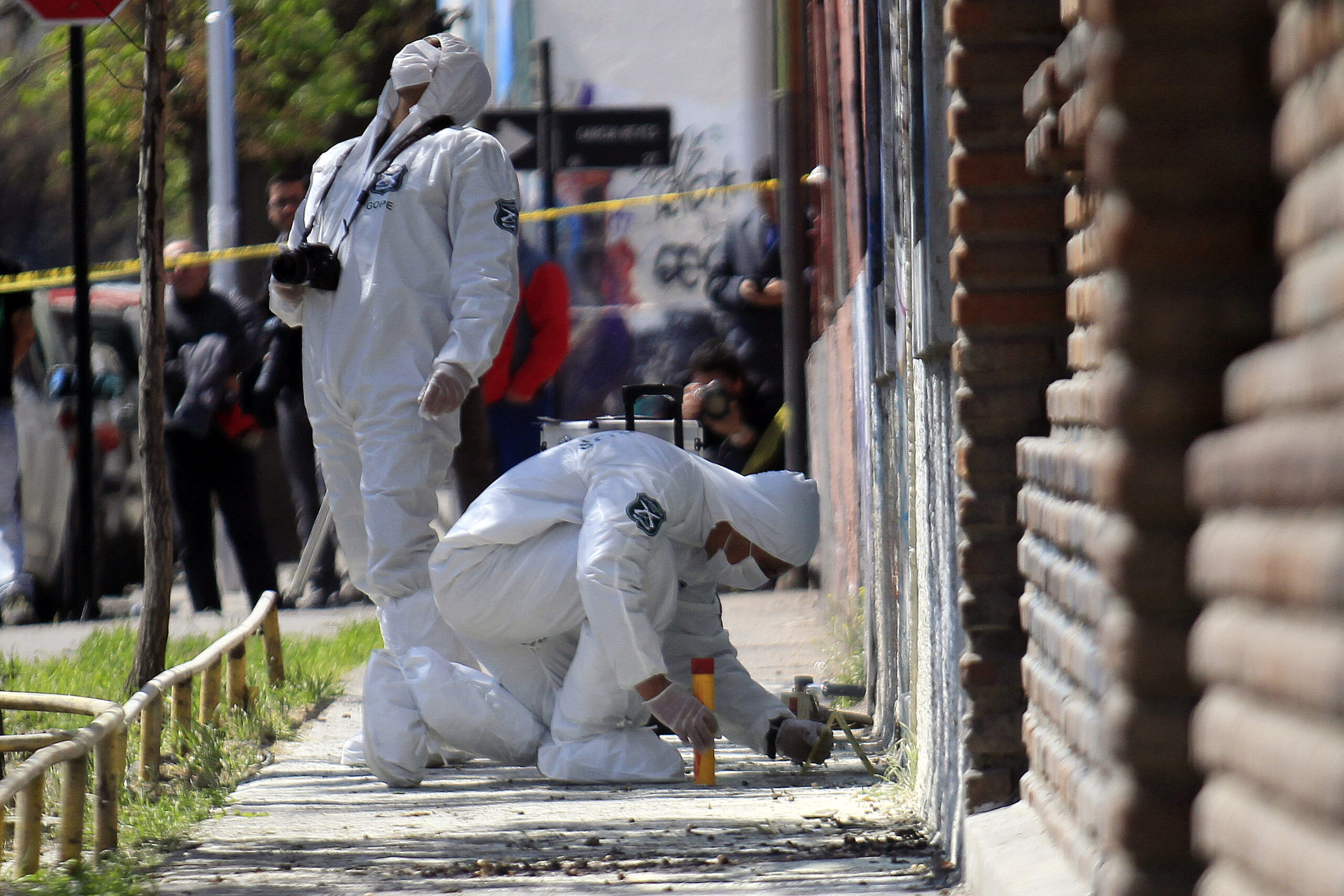 Chilean officials say man dies in bomb blast