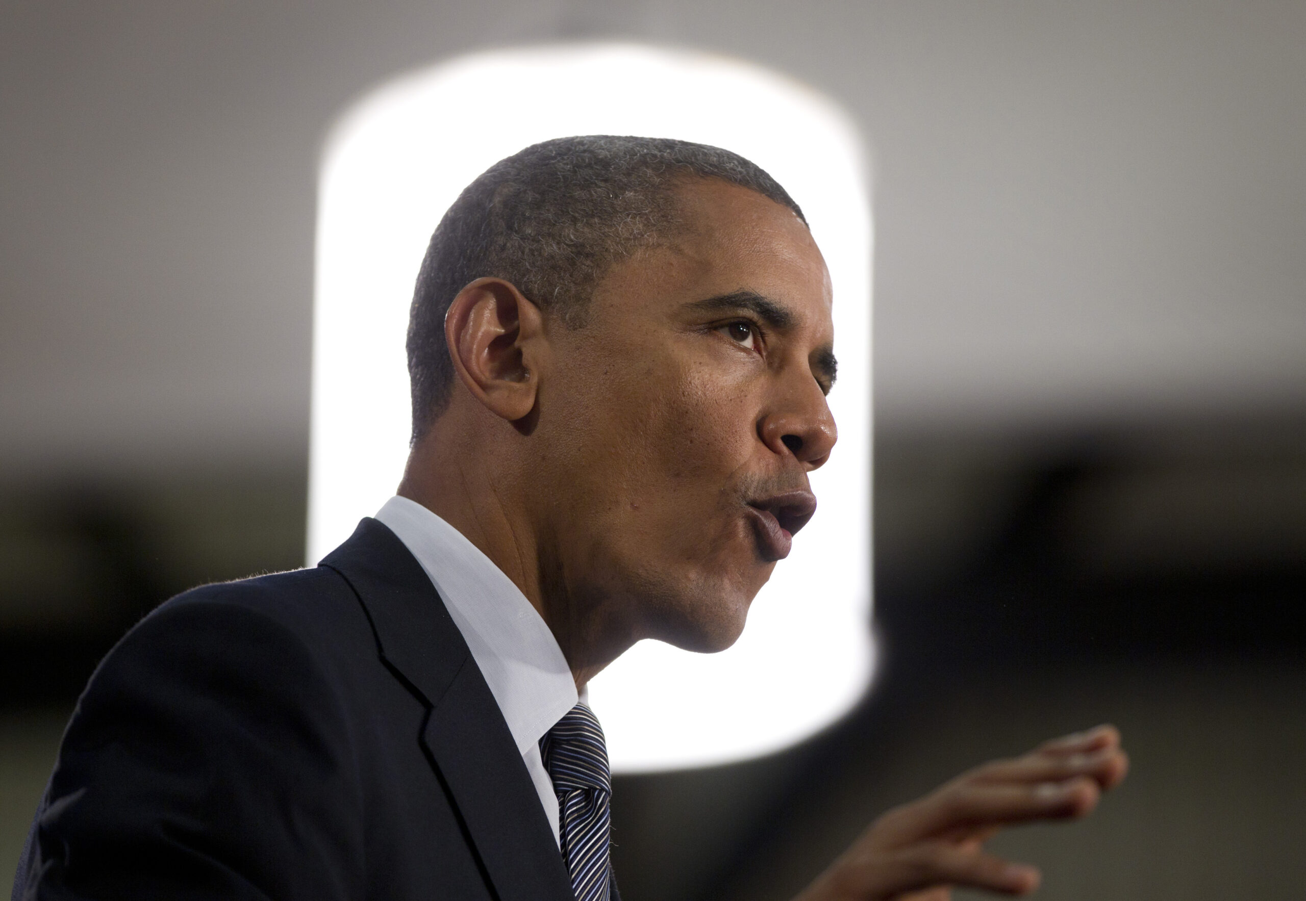 Obama: Election is chance to break stalemate