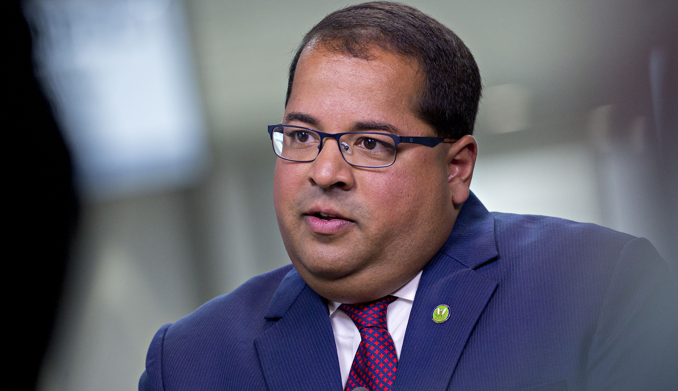Facing Trump coal and nuclear push, new energy panel chief swears off politics