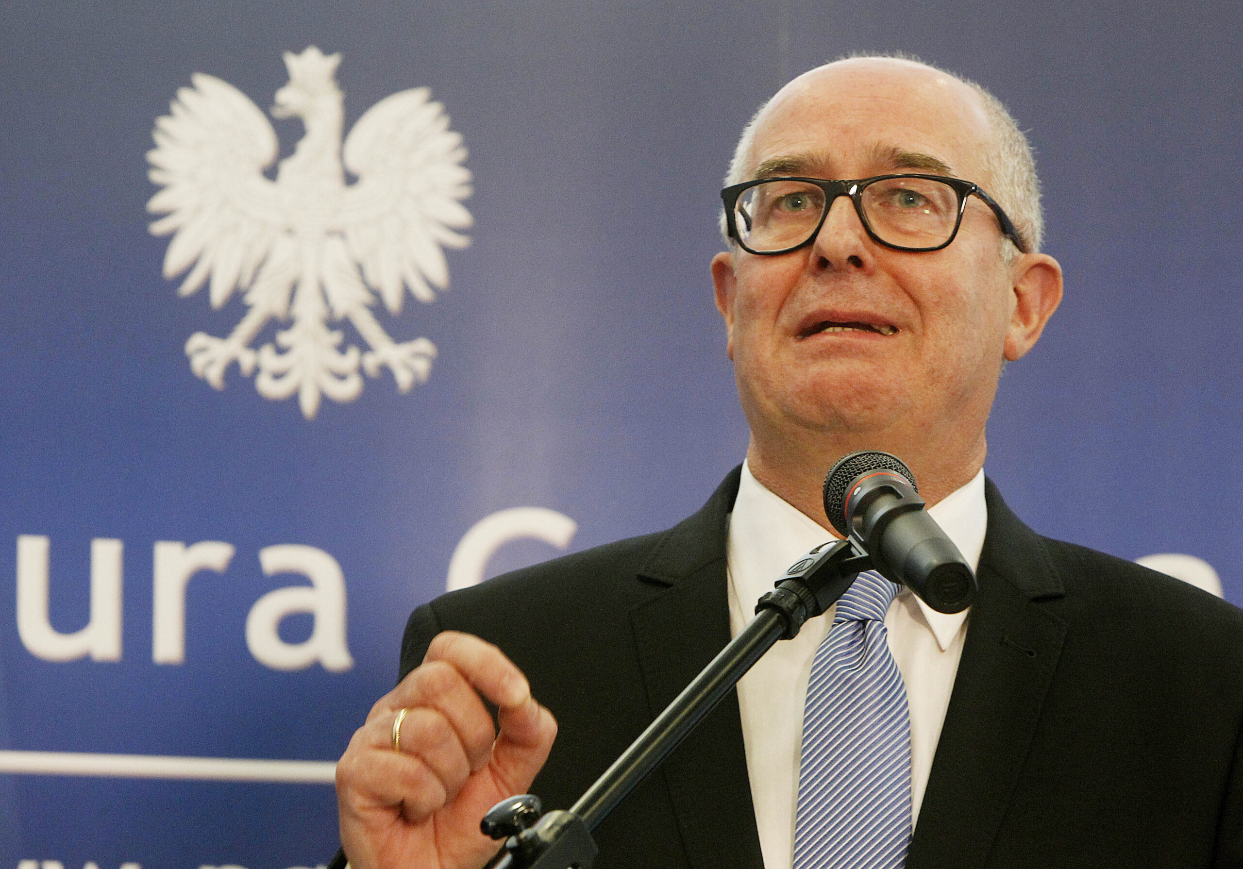 Some see foreign hand in growing Polish scandal