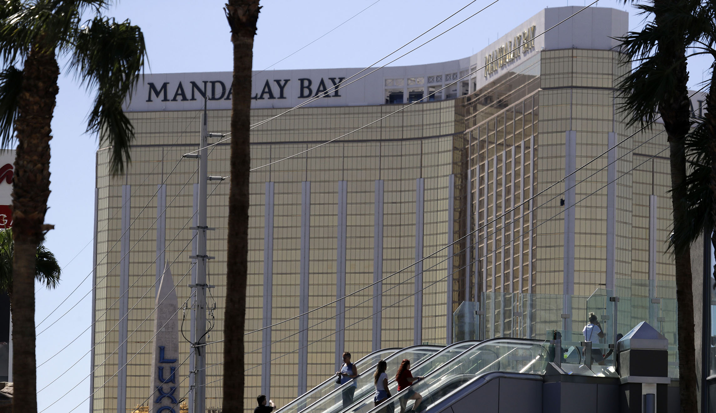 Las Vegas shooter installed cameras inside and outside hotel room