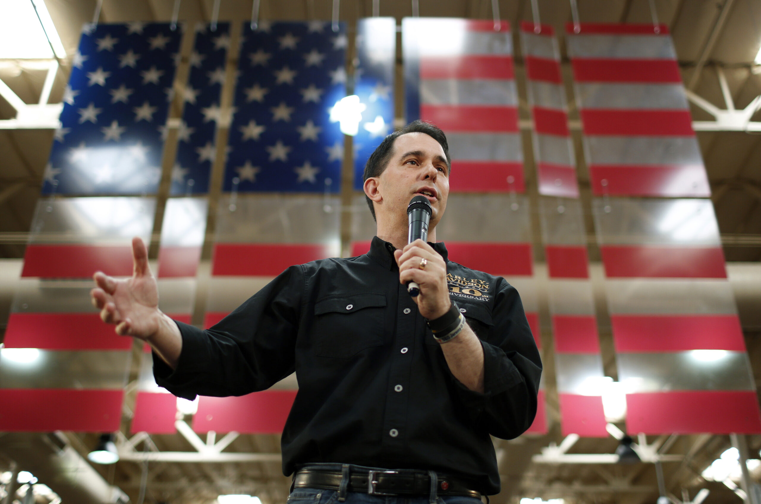 Super PAC supporting Scott Walker raises more than $20 million