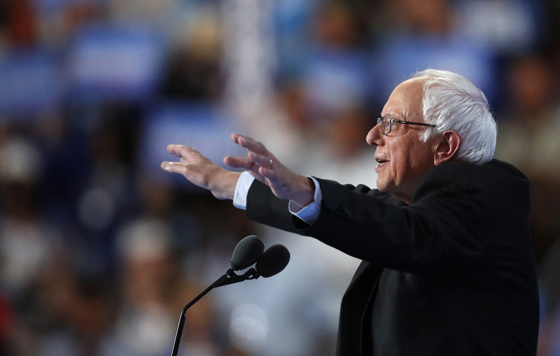 Buyer’s remorse? Sanders, not Clinton, sees post-DNC poll boost