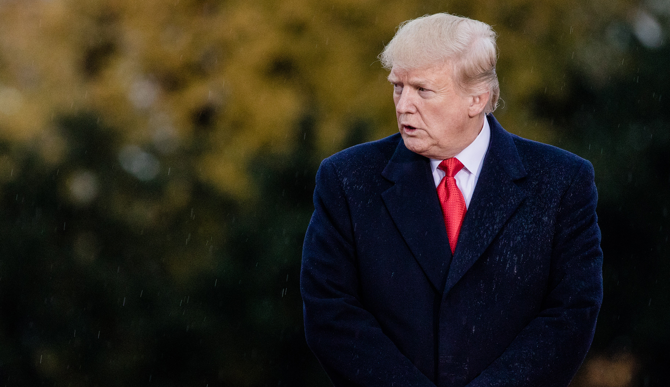 Trump submits written answers to Mueller questions