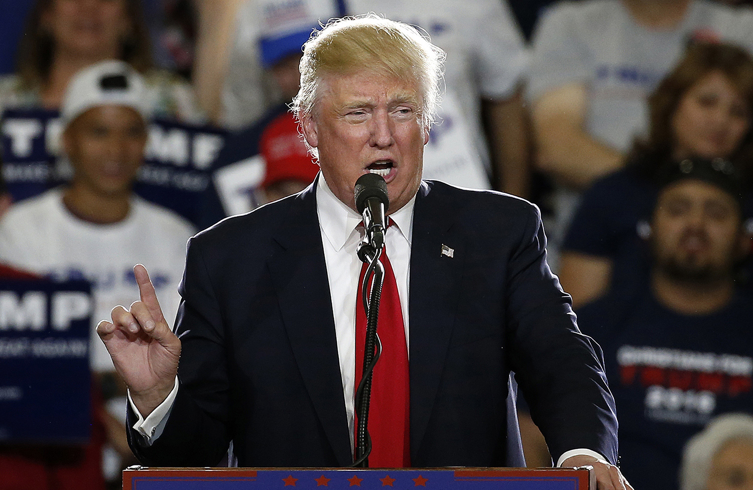 Trump targets ‘Crooked Hillary’ over ‘disaster’ State Dept. report