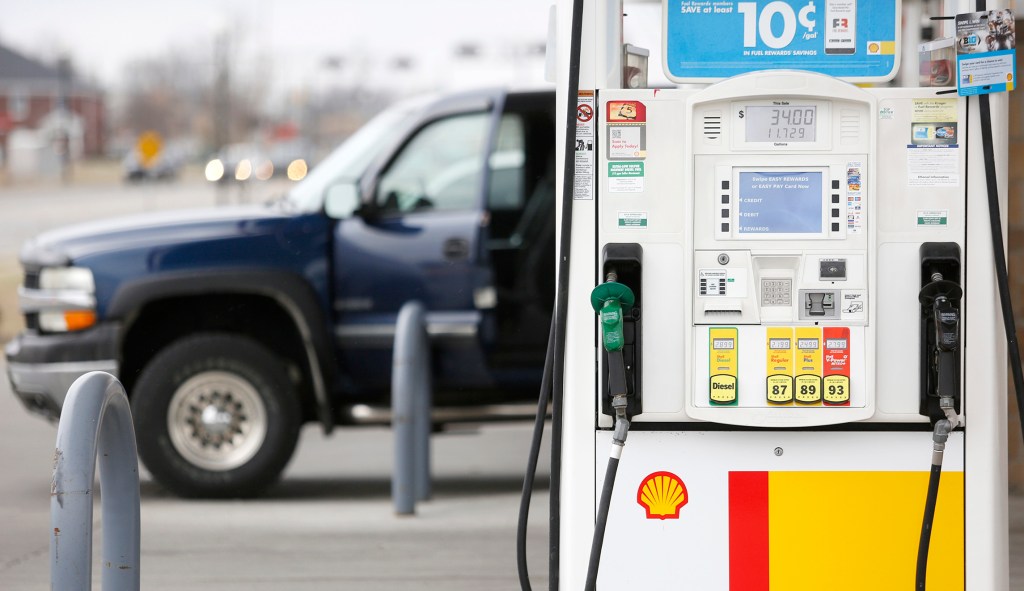 Shell’s stand on climate change meets skepticism from critics and the industry