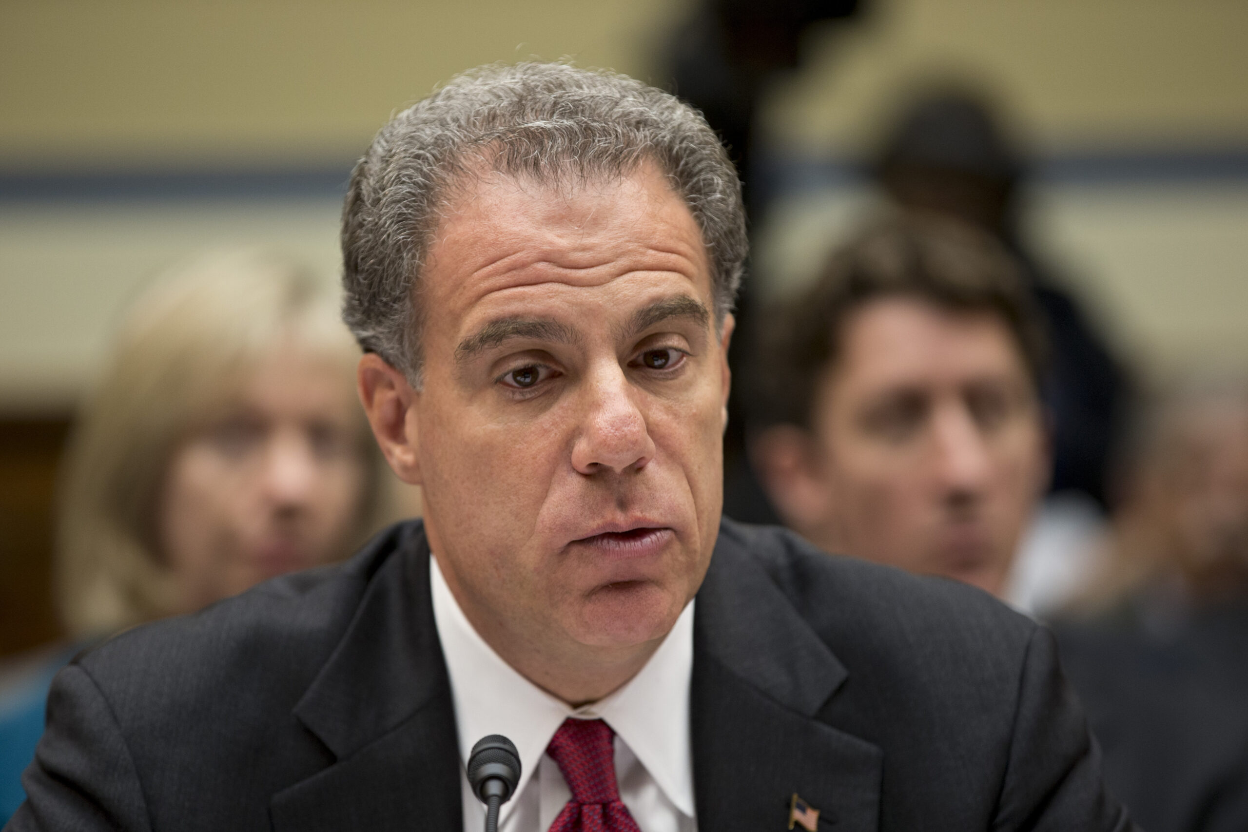 Justice Department officials defy Congress, refuse to give oversight documents