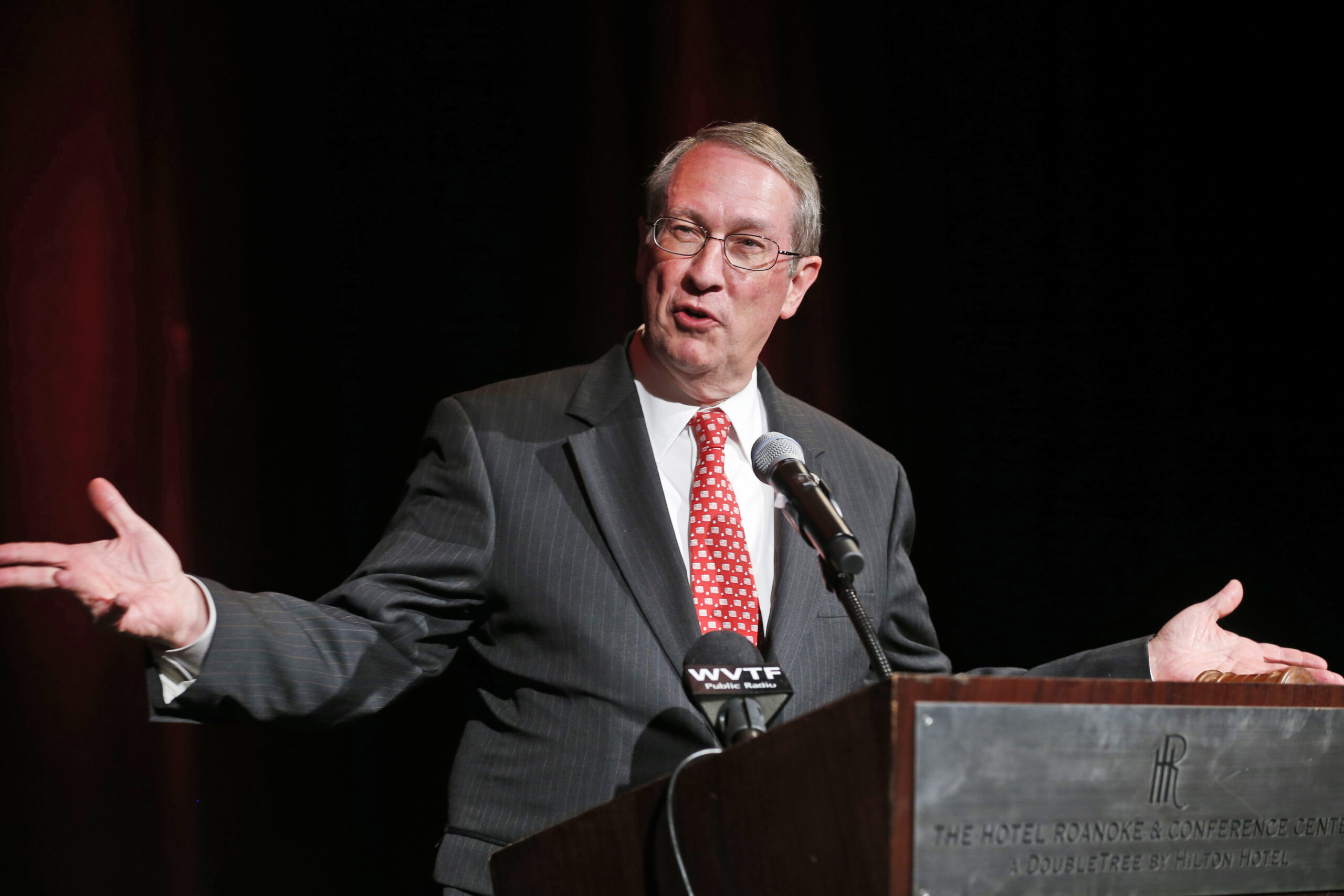 Goodlatte asks if African Ebola patients will be treated in U.S.