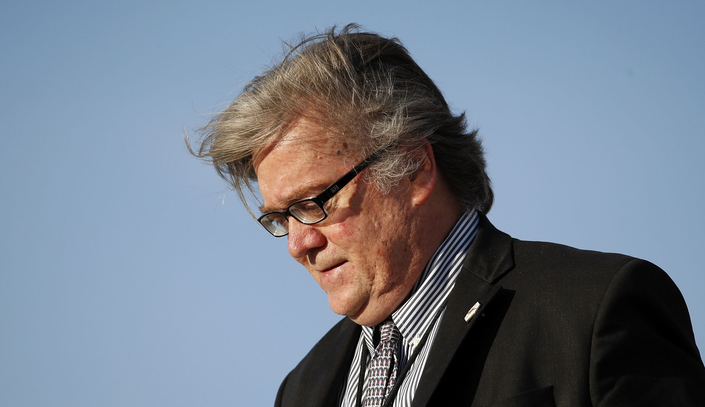 Steve Bannon: ‘Fringe’ far-right who rallied in Charlottesville are ‘a collection of clowns’