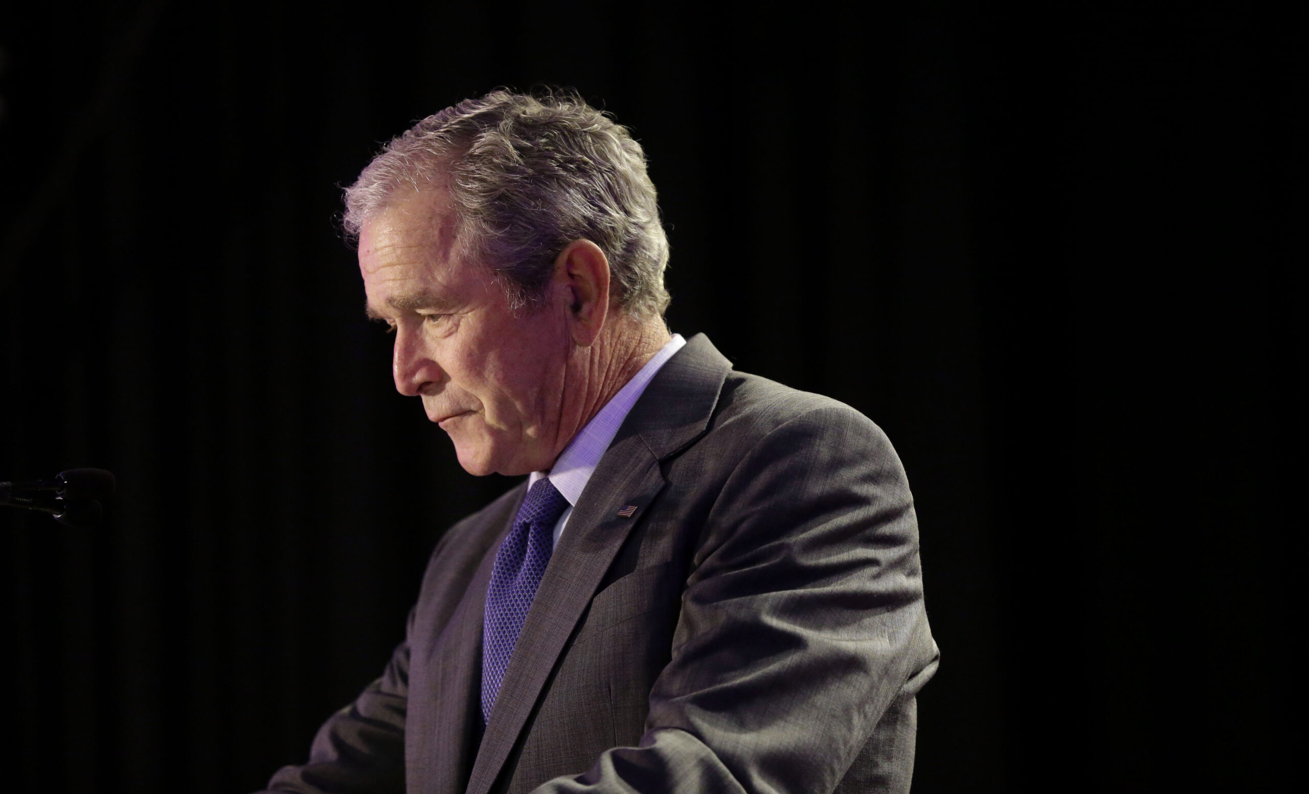 Americans blame economic woes on Bush