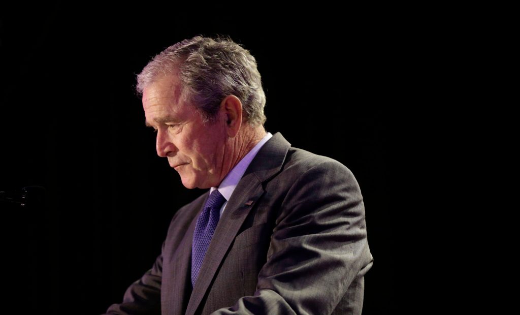 Byron York: While Bill Clinton rolls, George W. Bush unable, unwilling to help GOP